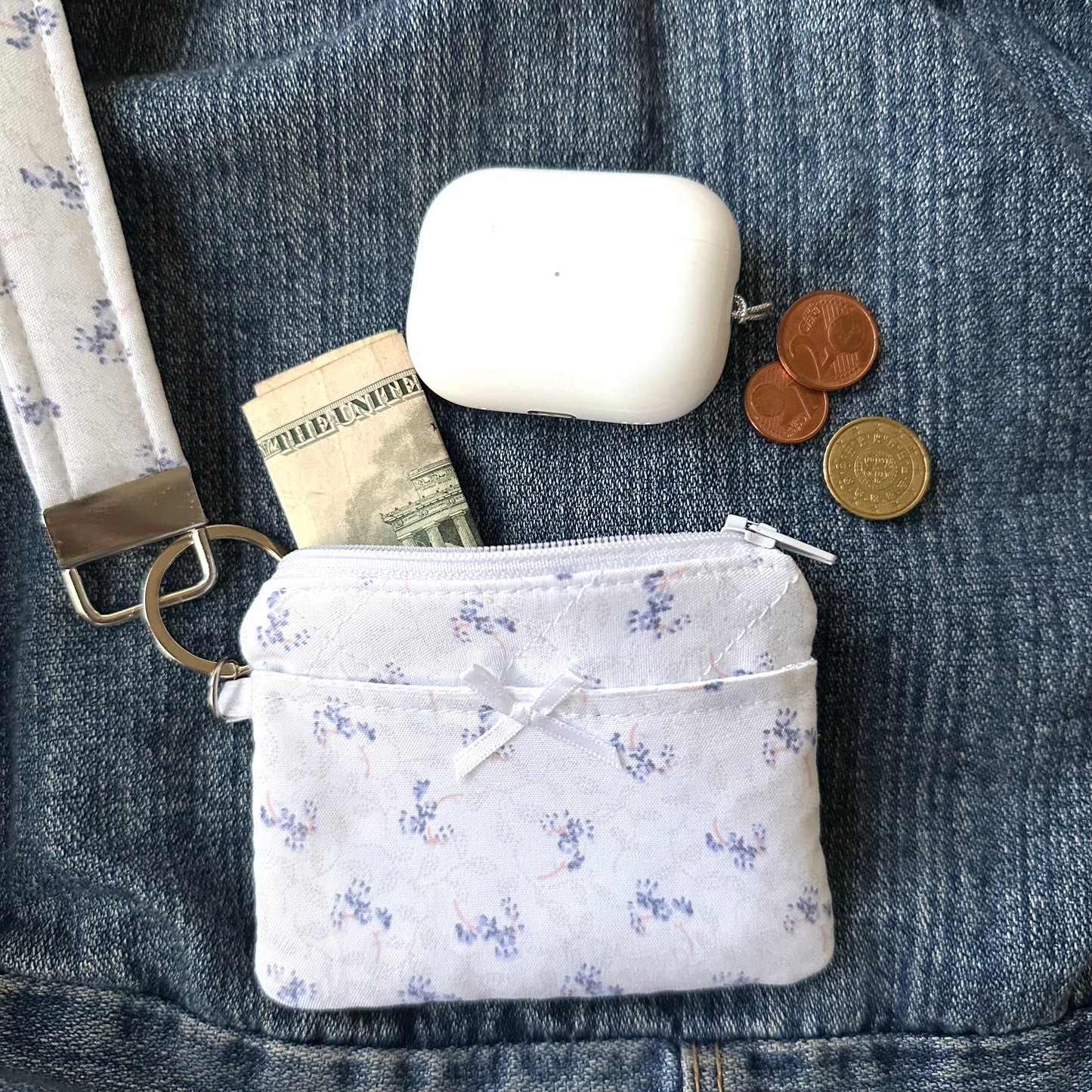 Elenor keychain wallet & wristlet