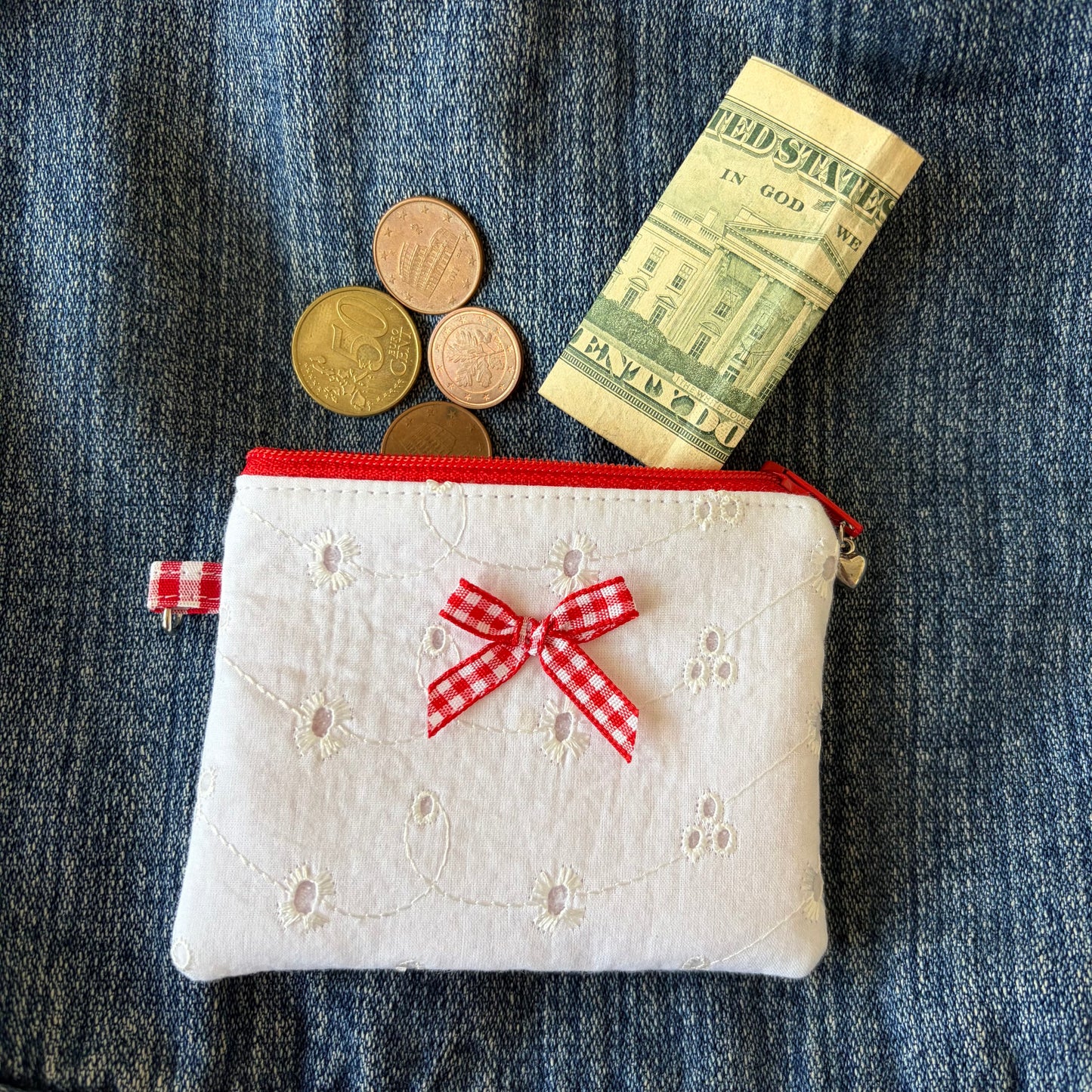 Selena keychain wallet